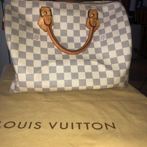Louis Vuitton Speedy 30 in Damier Azur.